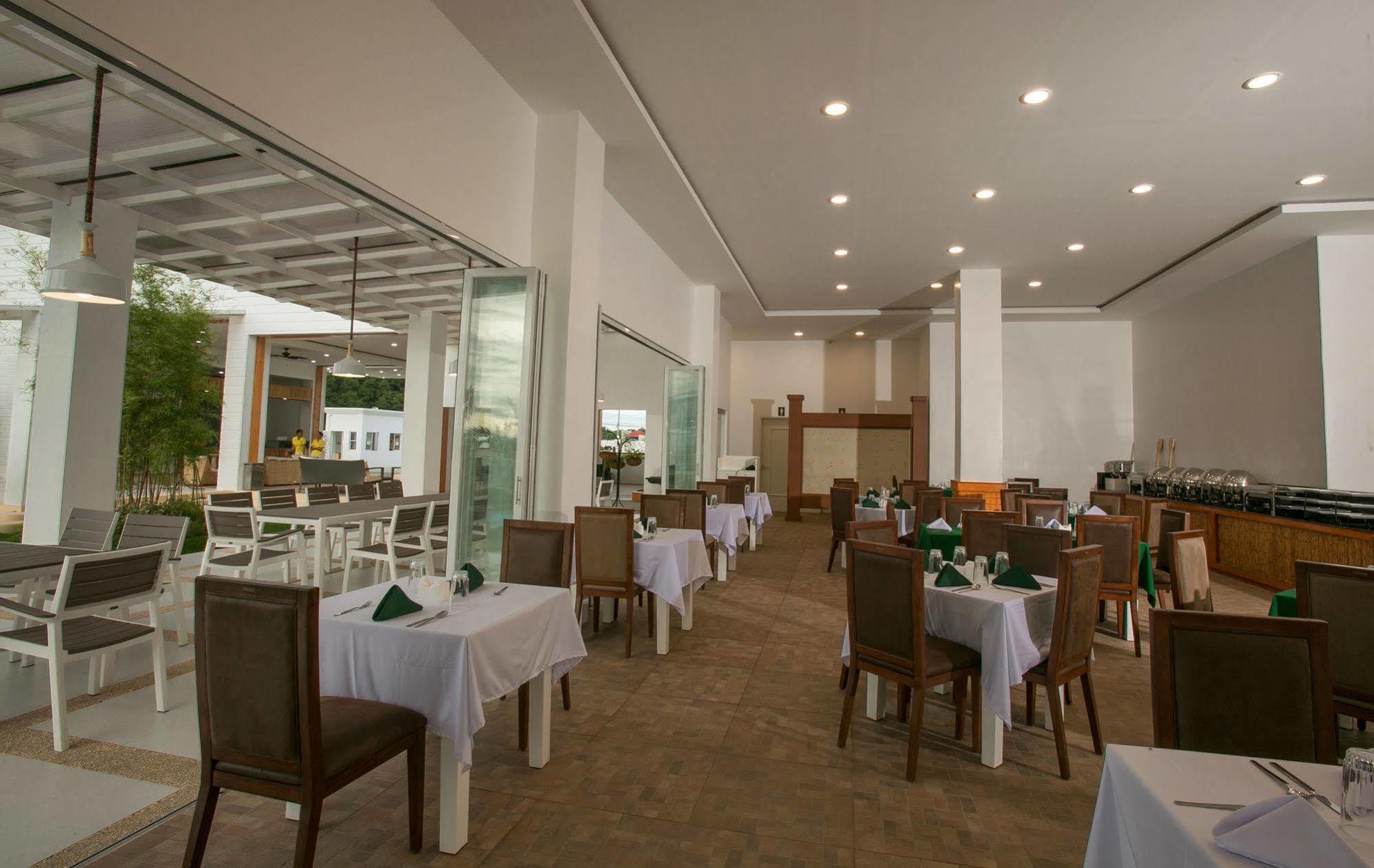 Gabi Resort & Spa Cordova  Luaran gambar